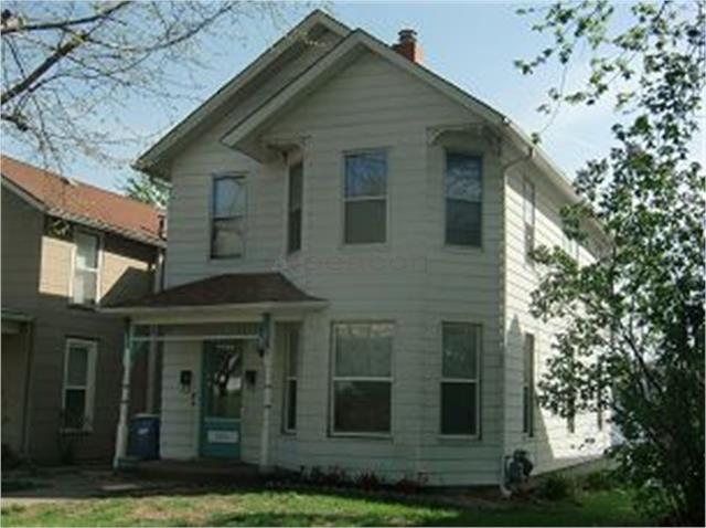 903 Iowa Avenue - Lower